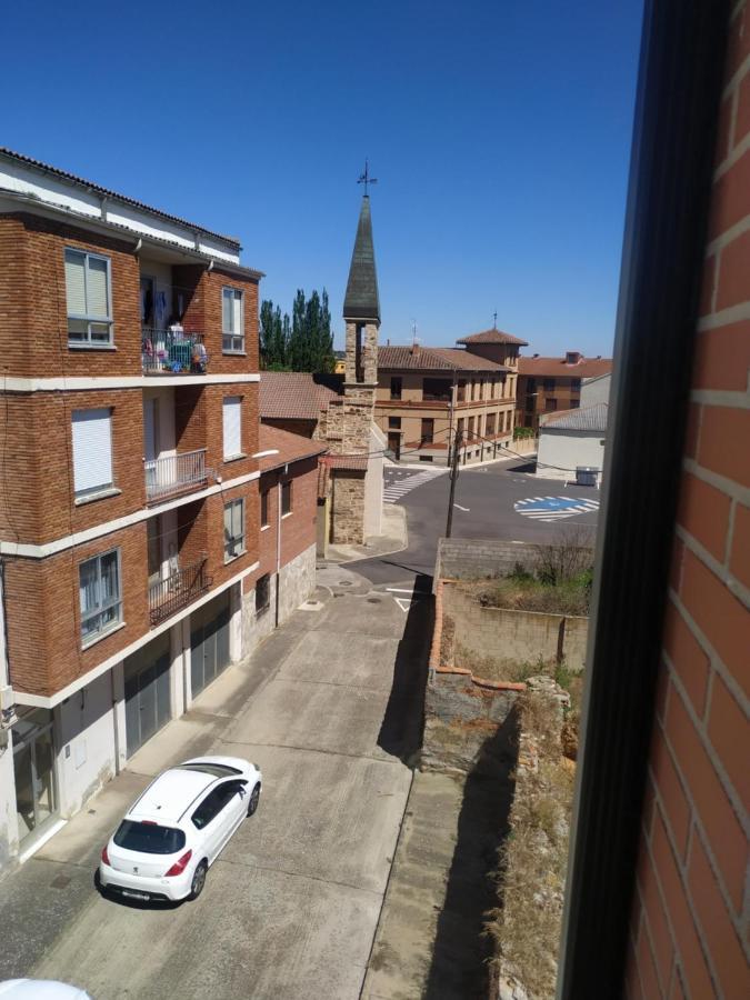 Edificio Valles Del Lupulo Astorga Luaran gambar